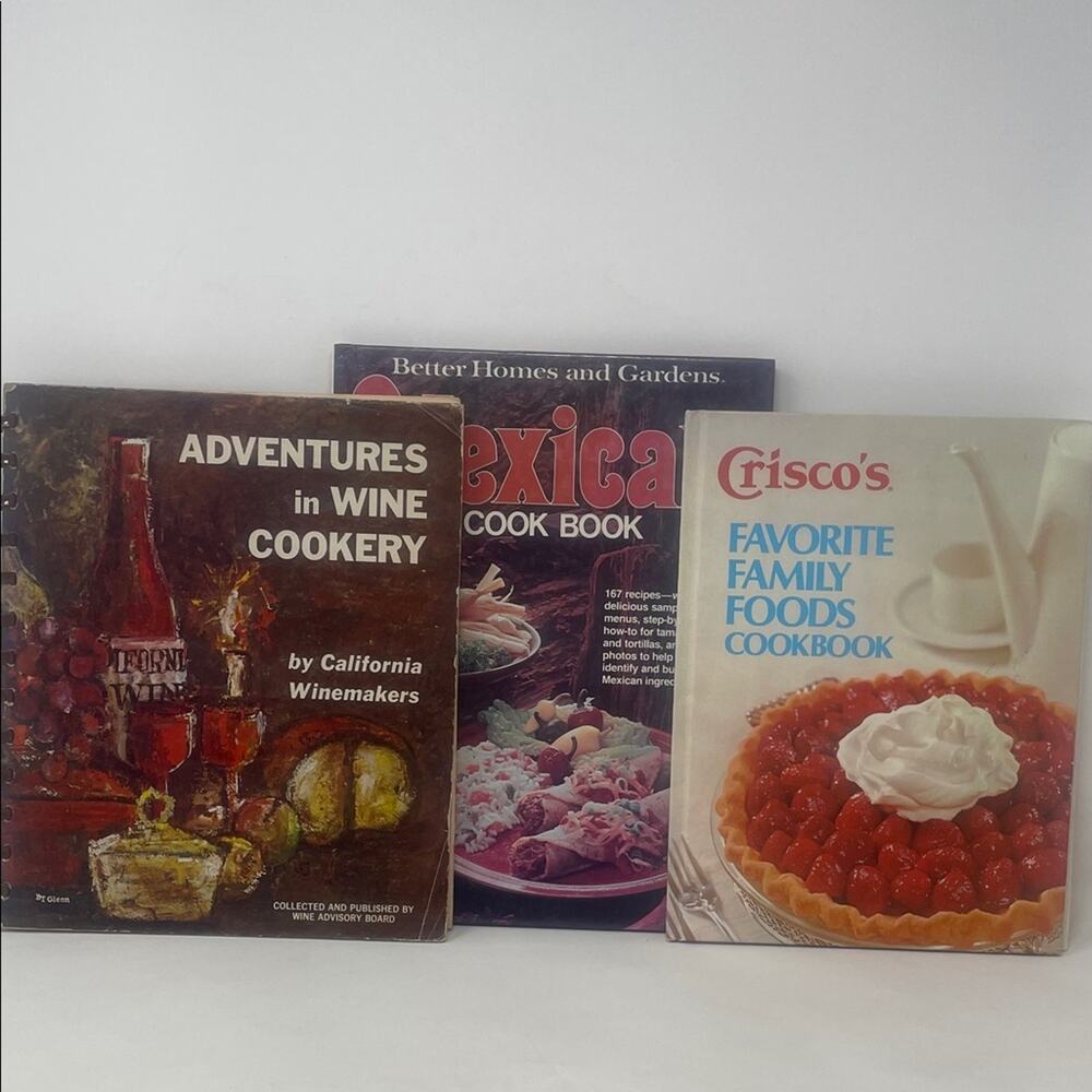 Bundle of vintage cookbooks